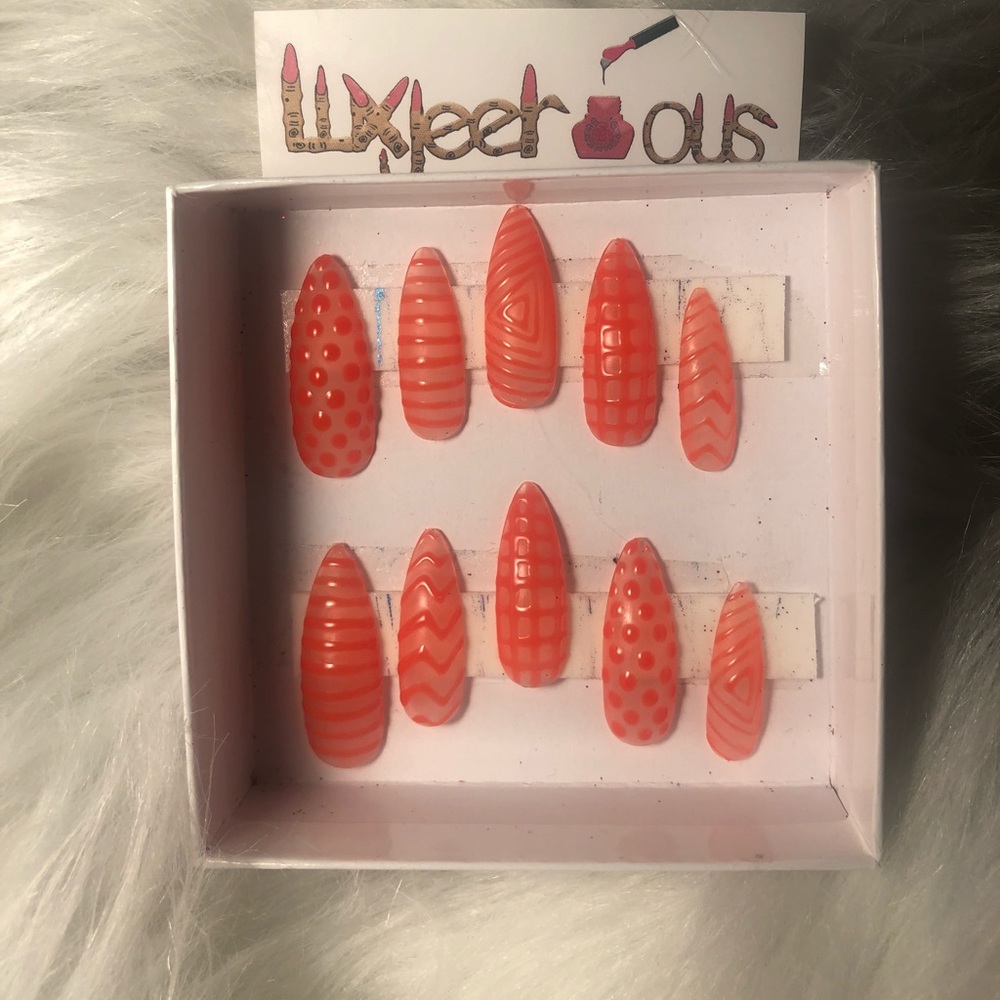 10 piece press on nails